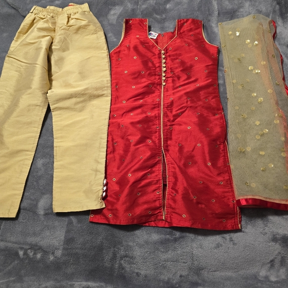 Kids suit - Picture 1 of 4